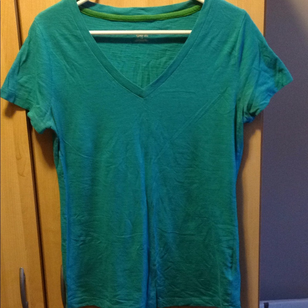 Turquoise tshirt